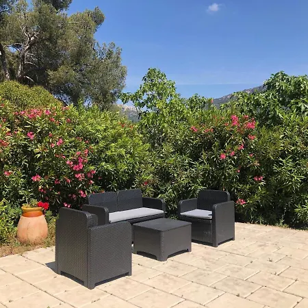 Bastide Du Cap Canaille カシ